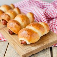 Рецепт Сосисок в тесте на кефире