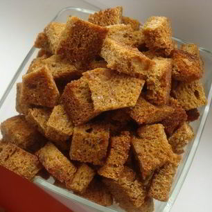 Рецепт Сухариков с чесноком в духовке