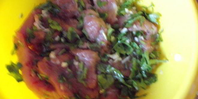 Рецепт свинины с красным маринованным луком