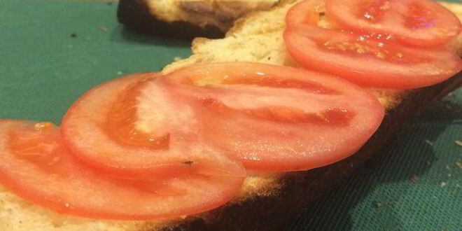 Рецепт хрустящего сэндвича с грушами-гриль и запеченными грибами