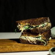 Рецепт Сэндвича-гриля со шпинатом и фетой