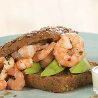 Рецепт Сэндвича с креветками и авокадо