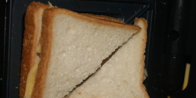 Рецепт сэндвича с сыром и карбонатом