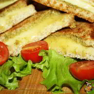 Рецепт Сэндвичей с сыром и соусом песто