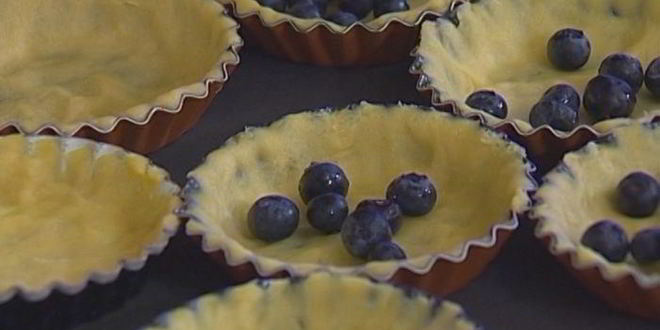 Рецепт лимонных тарталеток с голубикой