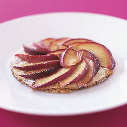 Рецепт Миндальных тарталеток с нектаринами в карамели