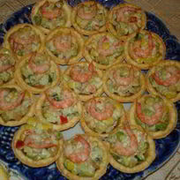 Салатик из креветок в тарталетках