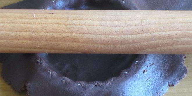 Рецепт шоколадных тарталеток с клубникой