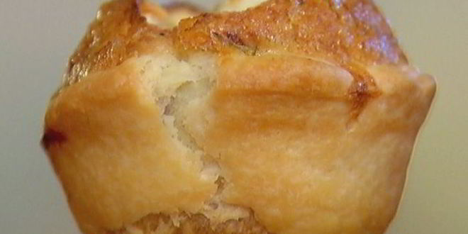 Рецепт тарталеток с карамелизированным луком и фетой