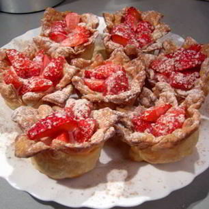 Рецепт Тарталеток с клубникой и сливочным желе