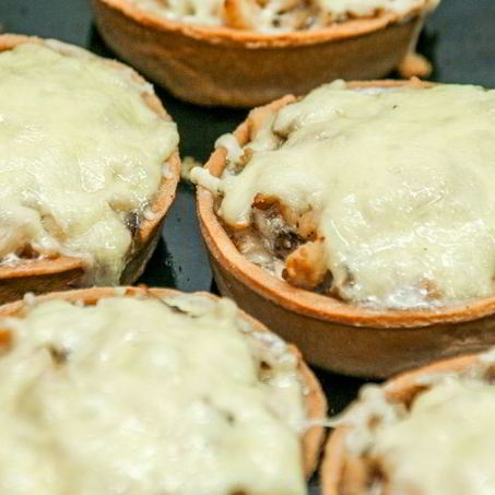 Рецепт Тарталеток с сыром и грибами