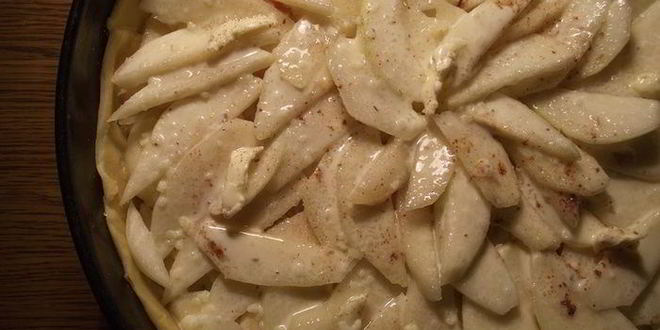 Рецепт грушевого тарта с мятной заливкой