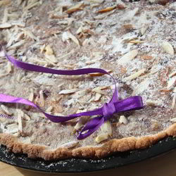 Рецепт Миндального тарта с черной смородиной