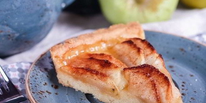 Рецепт тарта с карамелизованными яблоками