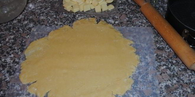 Рецепт тарта с помидорами и сыром