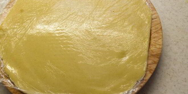 Рецепт тарта с ванильной грушей и заварным кремом под шапочкой из мереги