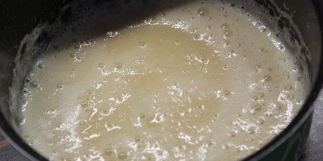 Рецепт яблочного тарта с карамельным кремом