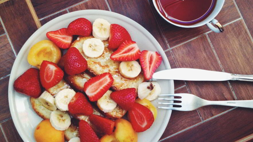 Рецепт французского тоста с бананово-карамельным соусом