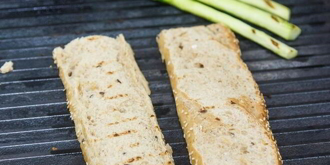 Рецепт тоста со спаржей и яйцом-пашот