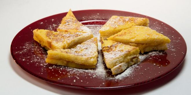 Рецепт тостов с бананом и сыром