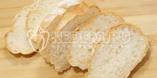 Рецепт тостов с томатным соусом и сыром