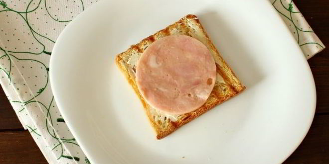 Рецепт тостов с ветчиной и сыром