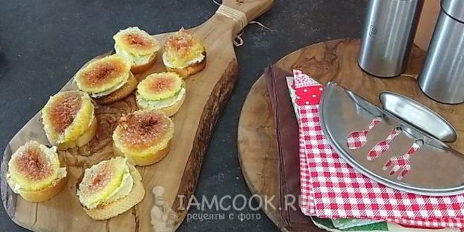 Рецепт тостов со сливочным сыром и свежим инжиром