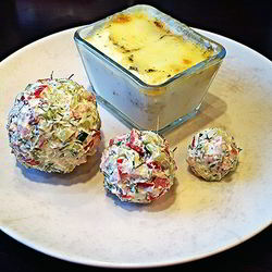 Рецепт Яиц с моцареллой, сливочные шарики и тосты с томатами