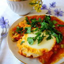 Рецепт Шакшуки — яичницы с помидорами