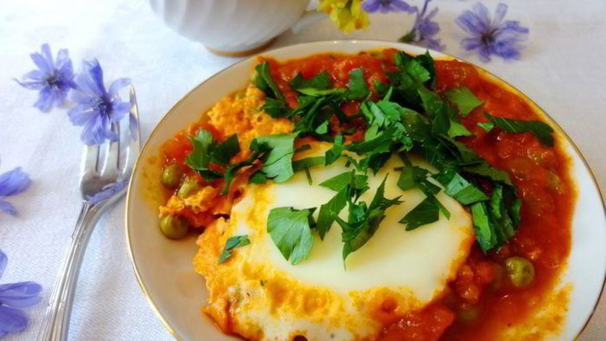 Рецепт шакшуки — яичницы с помидорами