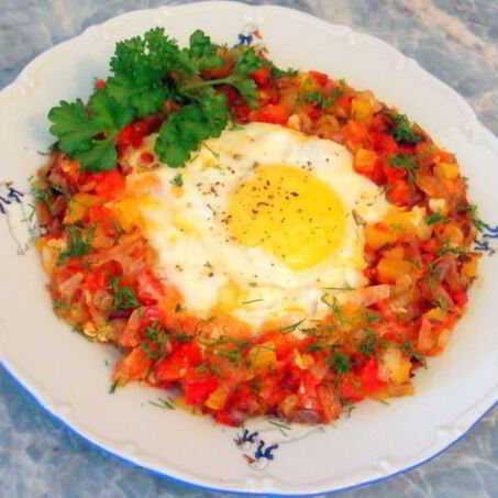 Рецепт Яичницы глазунья с овощами