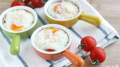 Рецепт Яичницы с креветками и помидорами