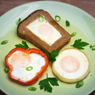 Рецепт Яичницы в хлебе, перце и луке