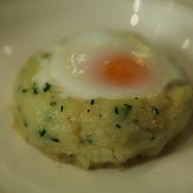 Рецепт Яиц, запеченных в картофельной корзинке