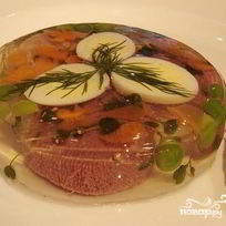 Язык в желе