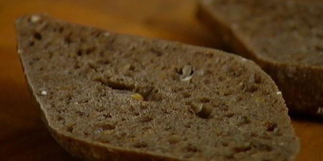 Рецепт закуски с козьим сыром, виноградом и грецкими орехами