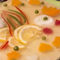 Рецепт Слоеного заливного из языка Петушок