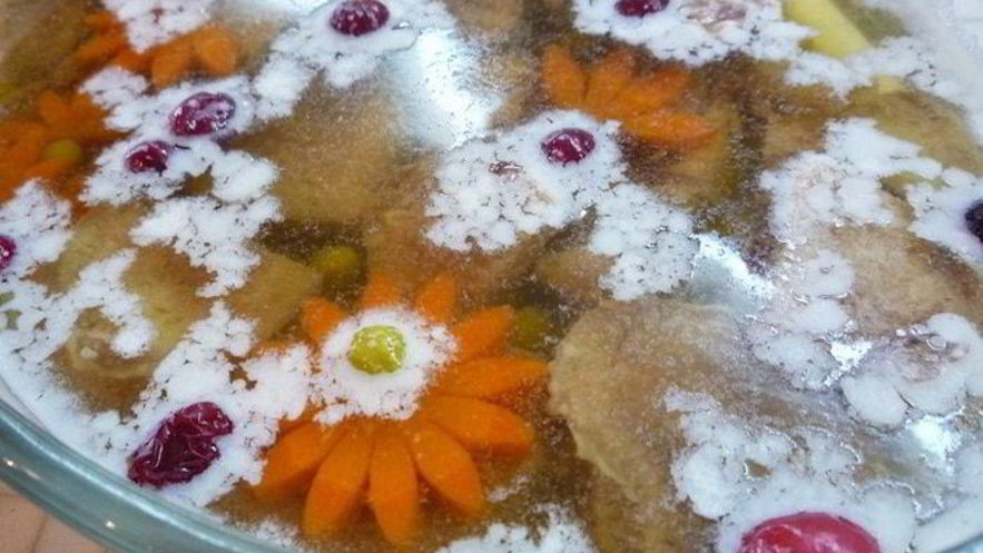 Рецепт заливного из говяжьего и свиного языков