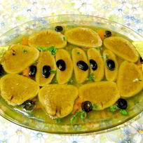 Заливное из говяжьего языка с маслинами