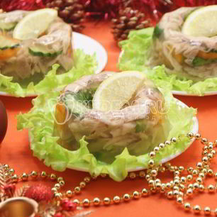 Рецепт Заливного из курицы Новогоднее