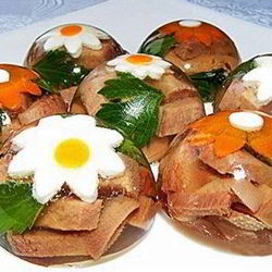 Рецепт Заливного из свиного языка праздничное