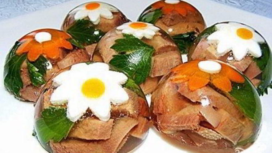 Рецепт заливного из свиного языка праздничное