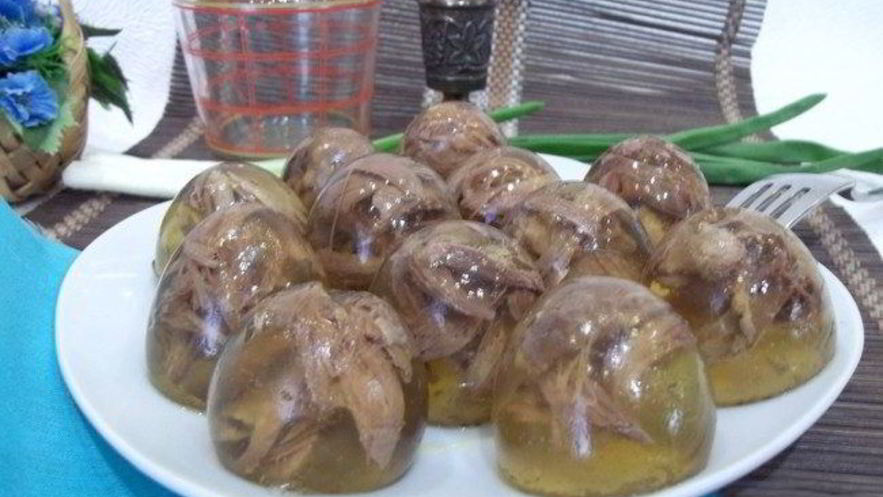 Рецепт заливного в яичной скорлупе