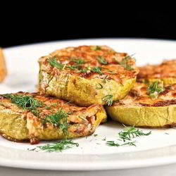 Рецепт Грибного жульена в кабачковых кокотницах