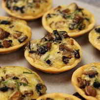 Грибной жульен в тарталетках