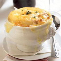 Рецепт Куриного жюльена с грибами и твердым сыром